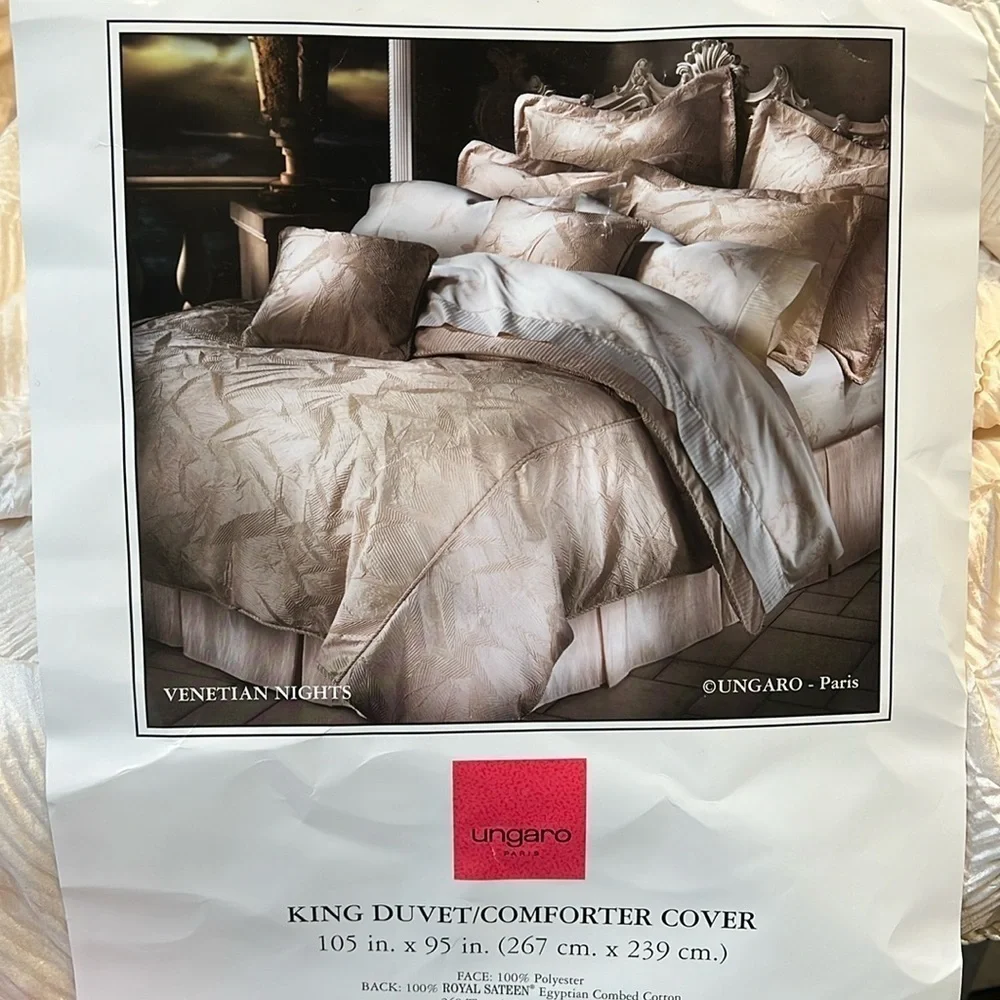 Ungaro Paris New King Duvet Comforter Cover Venetian Nights 105” x 95”